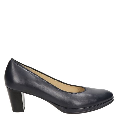 ara high soft pumps